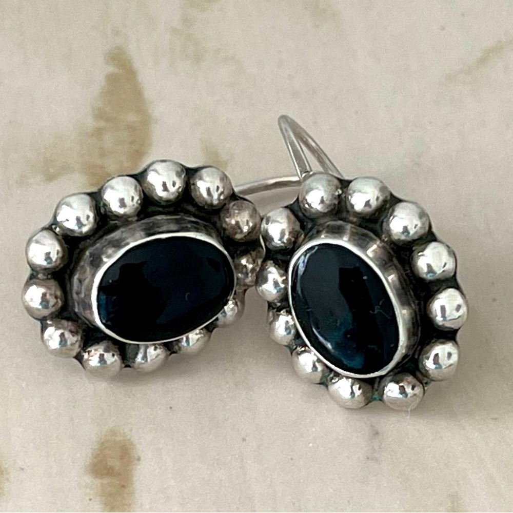 Vintage Navajo Black Onyx Sterling Silver Hallmark 925 Earrings